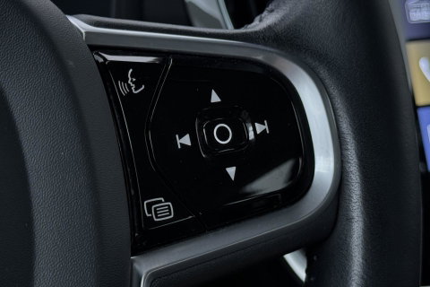 Volvo V60 2.0 T6 Twin Engine AWD Inscription | ACC | Trekhaak | 360° Camera | Harman/Kardon | BLIS | Standkachel | 19 inch