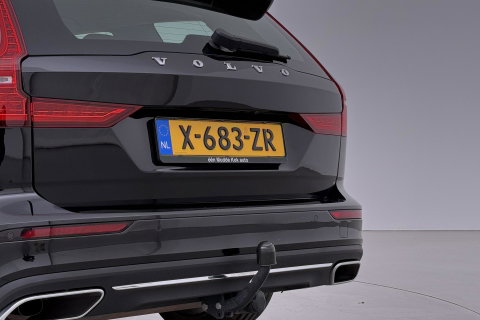 Volvo V60 2.0 T6 Twin Engine AWD Inscription | ACC | Trekhaak | 360° Camera | Harman/Kardon | BLIS | Standkachel | 19 inch