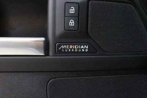 Land Rover Defender 2.0 P300e 110 X-Dynamic HSE | FACELIFT | ClearSight | Meridian Surround | Head-Up | ACC | Panoramadak | Trekhaak