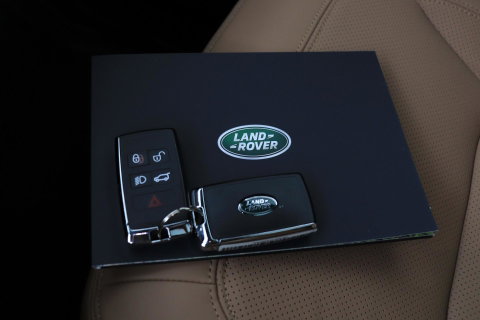 Land Rover Defender 2.0 P300e 110 X-Dynamic HSE | FACELIFT | ClearSight | Meridian Surround | Head-Up | ACC | Panoramadak | Trekhaak