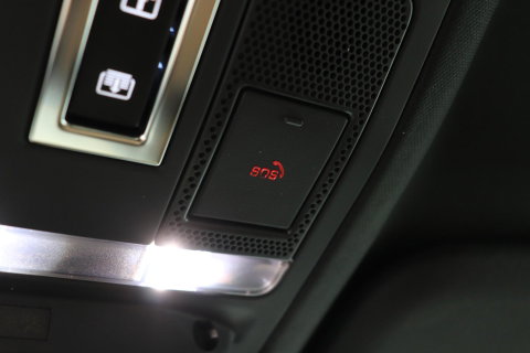 Land Rover Defender 2.0 P300e 110 X-Dynamic HSE | FACELIFT | ClearSight | Meridian Surround | Head-Up | ACC | Panoramadak | Trekhaak