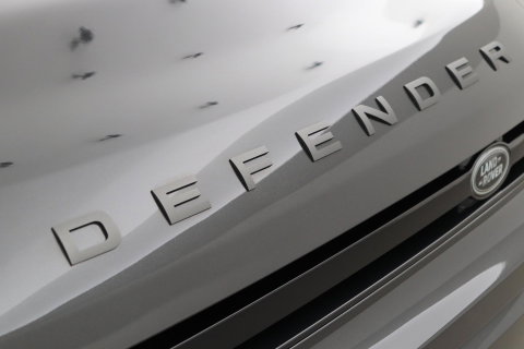Land Rover Defender 2.0 P300e 110 X-Dynamic HSE | FACELIFT | ClearSight | Meridian Surround | Head-Up | ACC | Panoramadak | Trekhaak