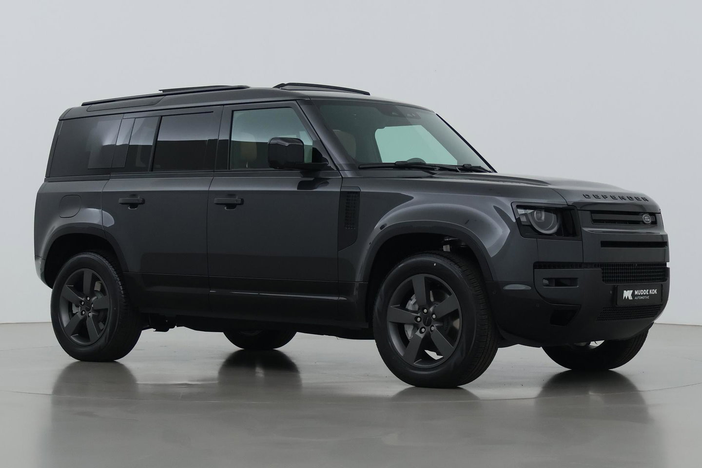 Land Rover Defender 2.0 P300e 110 X-Dynamic HSE | FACELIFT | ClearSight | Meridian Surround | Head-Up | ACC | Panoramadak | Trekhaak