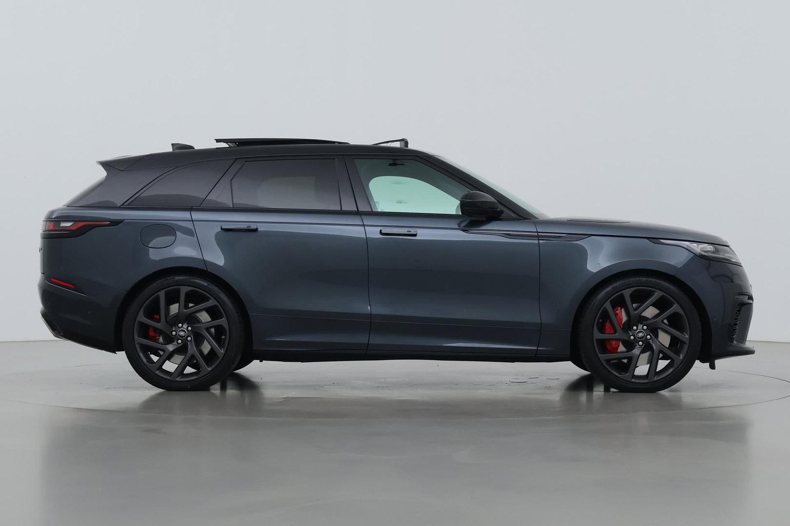 Land Rover Range Rover Velar 5.0 V8 SVAutobiography Dynamic Edition | ACC | Meridian Signature | Luchtvering | Trekhaak | Massage | Head-Up | Panoramadak