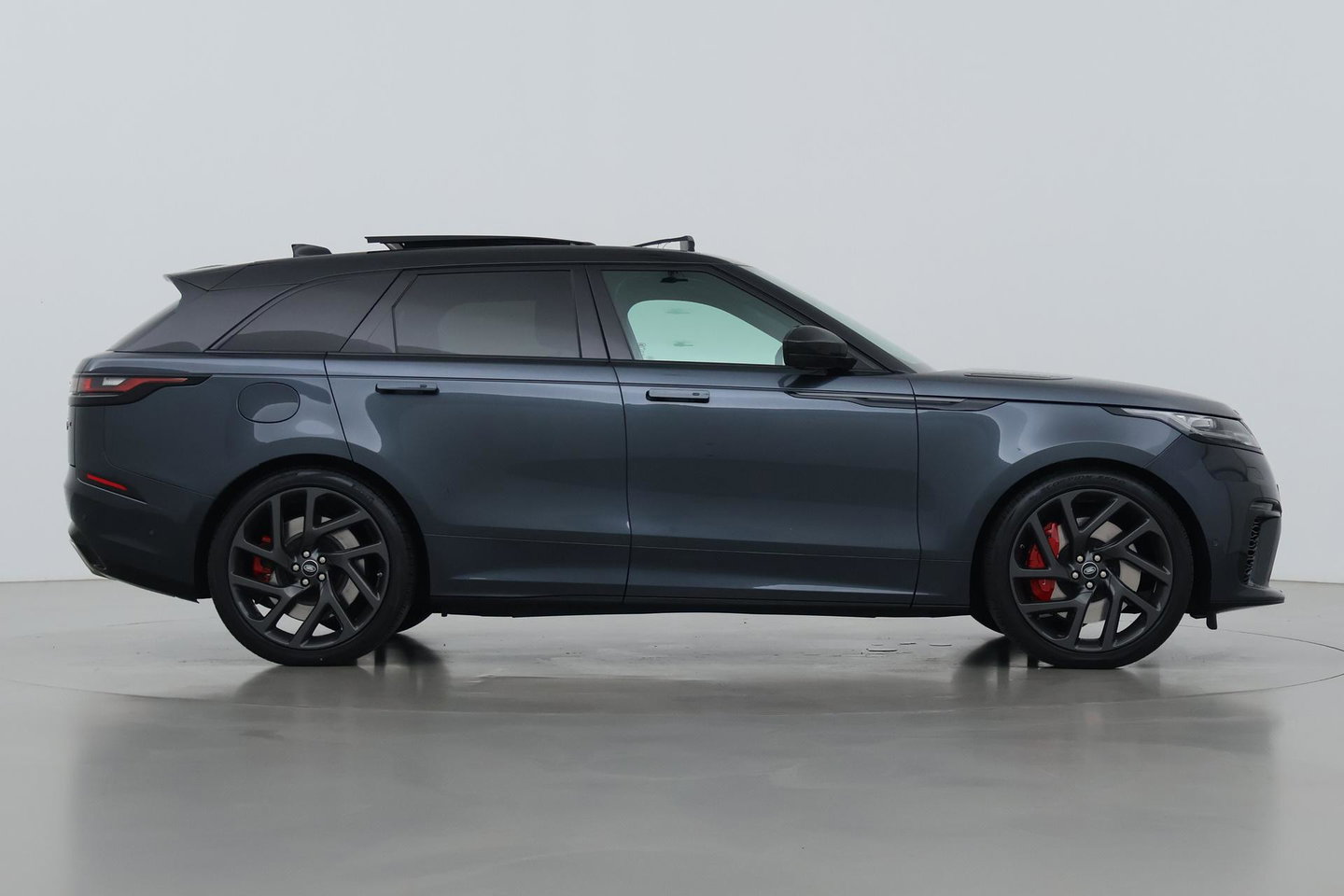 Land Rover Range Rover Velar 5.0 V8 SVAutobiography Dynamic Edition | ACC | Meridian Signature | Luchtvering | Trekhaak | Massage | Head-Up | Panoramadak