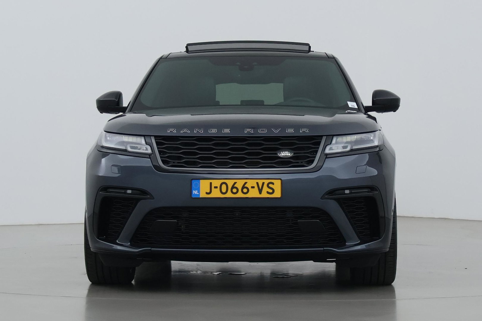 Land Rover Range Rover Velar 5.0 V8 SVAutobiography Dynamic Edition | ACC | Meridian Signature | Luchtvering | Trekhaak | Massage | Head-Up | Panoramadak