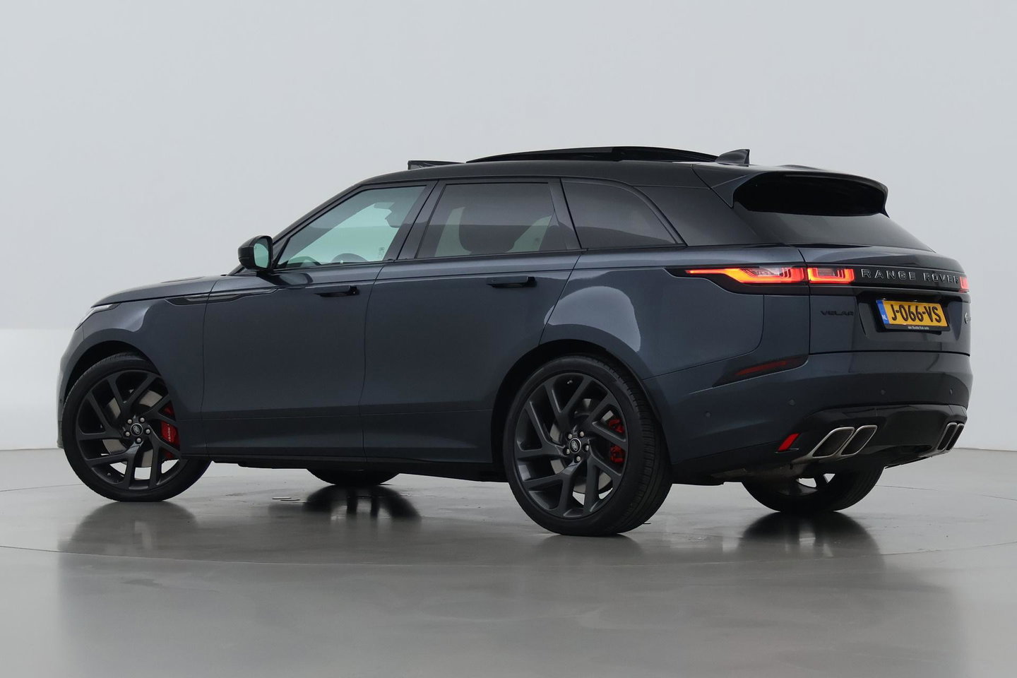 Land Rover Range Rover Velar 5.0 V8 SVAutobiography Dynamic Edition | ACC | Meridian Signature | Luchtvering | Trekhaak | Massage | Head-Up | Panoramadak