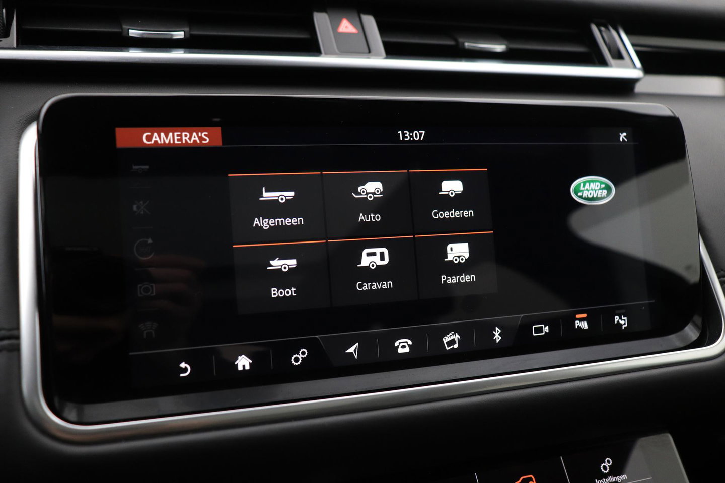Land Rover Range Rover Velar 5.0 V8 SVAutobiography Dynamic Edition | ACC | Meridian Signature | Luchtvering | Trekhaak | Massage | Head-Up | Panoramadak