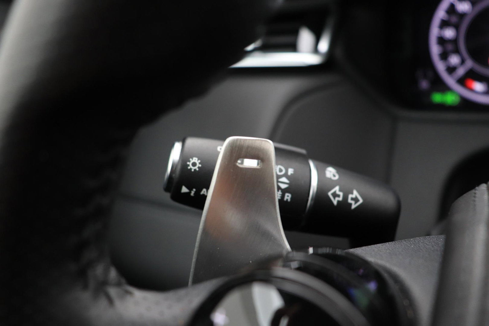 Land Rover Range Rover Velar 5.0 V8 SVAutobiography Dynamic Edition | ACC | Meridian Signature | Luchtvering | Trekhaak | Massage | Head-Up | Panoramadak