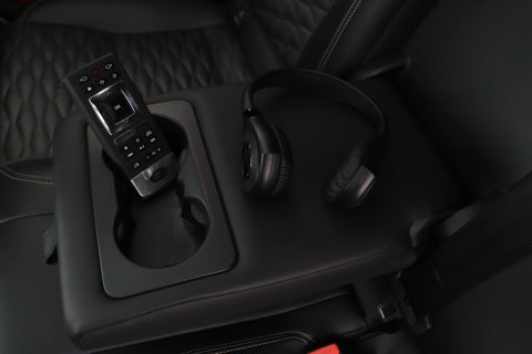 Land Rover Range Rover Velar 5.0 V8 SVAutobiography Dynamic Edition | ACC | Meridian Signature | Luchtvering | Trekhaak | Massage | Head-Up | Panoramadak