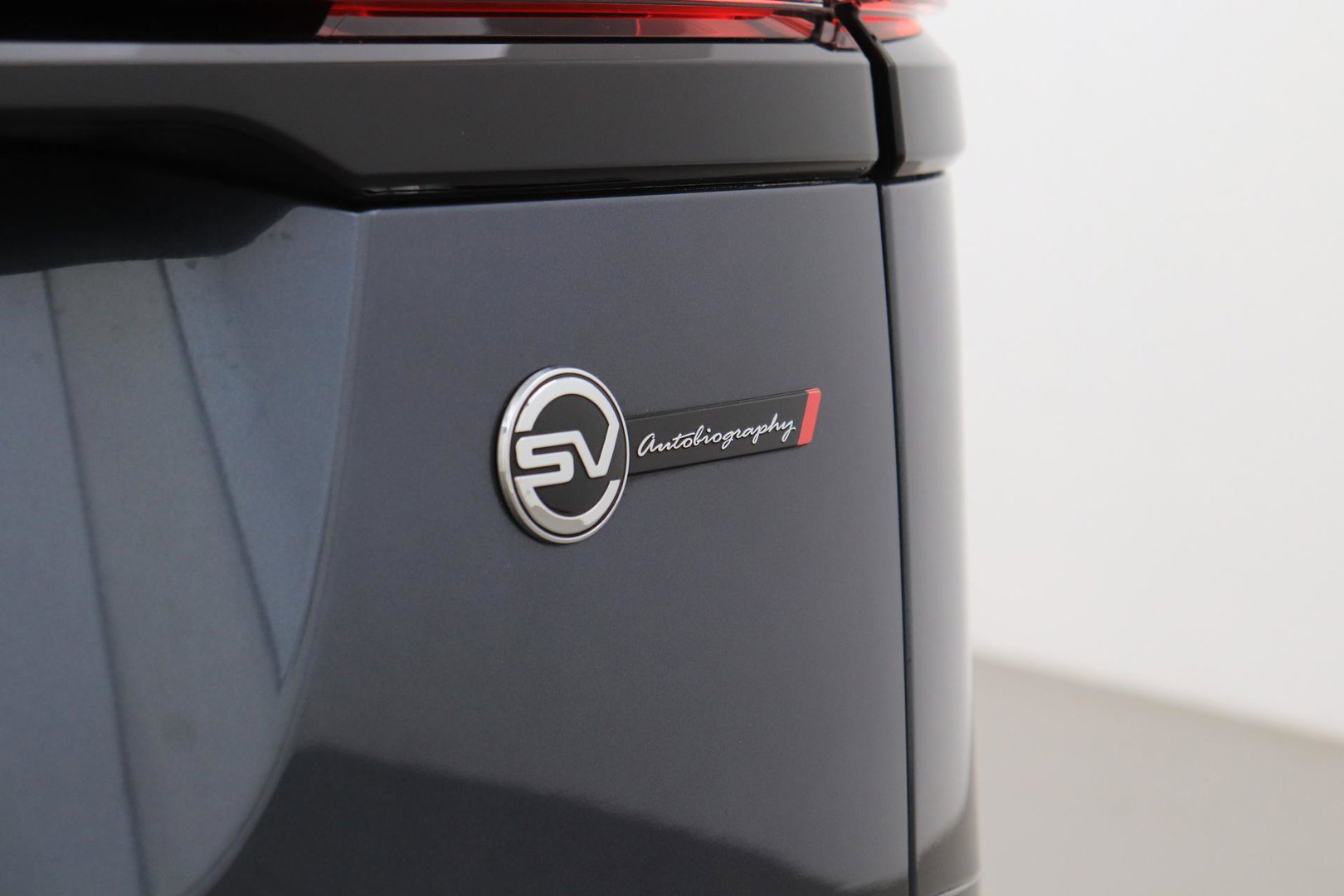 Land Rover Range Rover Velar 5.0 V8 SVAutobiography Dynamic Edition | ACC | Meridian Signature | Luchtvering | Trekhaak | Massage | Head-Up | Panoramadak
