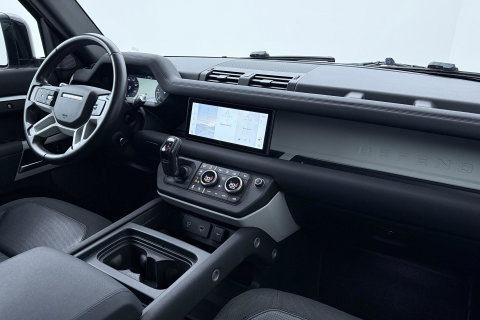 Land Rover Defender 2.0 D200 110 SE | Luchtvering | ClearSight | 360° Camera | Meridian | Stoel+Stuurverwarming