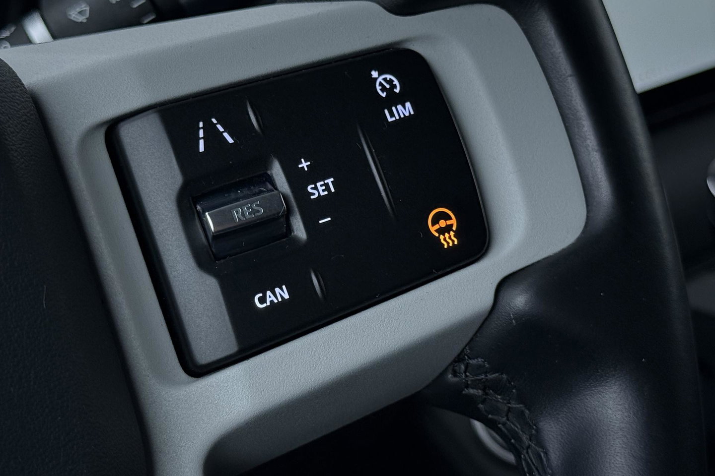 Land Rover Defender 2.0 D200 110 SE | Luchtvering | ClearSight | 360° Camera | Meridian | Stoel+Stuurverwarming