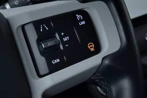 Land Rover Defender 2.0 D200 110 SE | Luchtvering | ClearSight | 360° Camera | Meridian | Stoel+Stuurverwarming