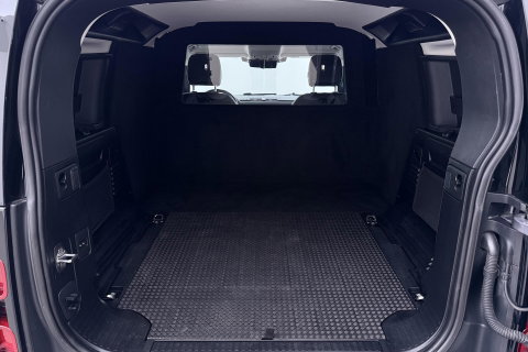 Land Rover Defender 2.0 D200 110 SE | Luchtvering | ClearSight | 360° Camera | Meridian | Stoel+Stuurverwarming