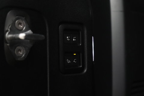 Land Rover Defender 5.0 P525 110 V8 Carpathian Edition | 5- Persoons | Meridian Surround | 22 Inch | ACC | Panoramadak | Luchtvering