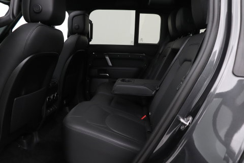 Land Rover Defender 5.0 P525 110 V8 Carpathian Edition | 5- Persoons | Meridian Surround | 22 Inch | ACC | Panoramadak | Luchtvering