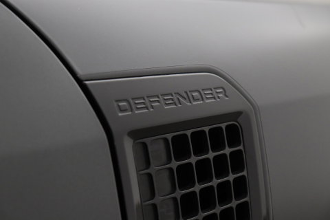 Land Rover Defender 5.0 P525 110 V8 Carpathian Edition | 5- Persoons | Meridian Surround | 22 Inch | ACC | Panoramadak | Luchtvering