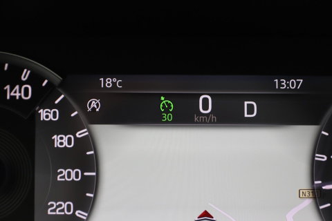Land Rover Defender D240 110 | COMMERCIAL | Panoramadak | 360° Camera | Stoel+Stuurverwarming