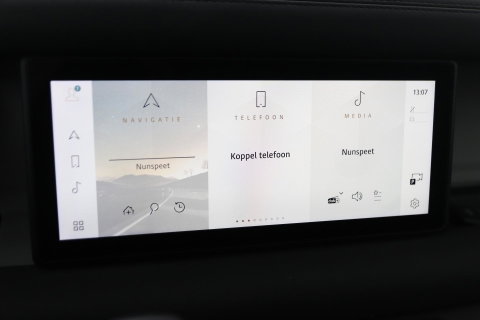 Land Rover Defender D240 110 | COMMERCIAL | Panoramadak | 360° Camera | Stoel+Stuurverwarming