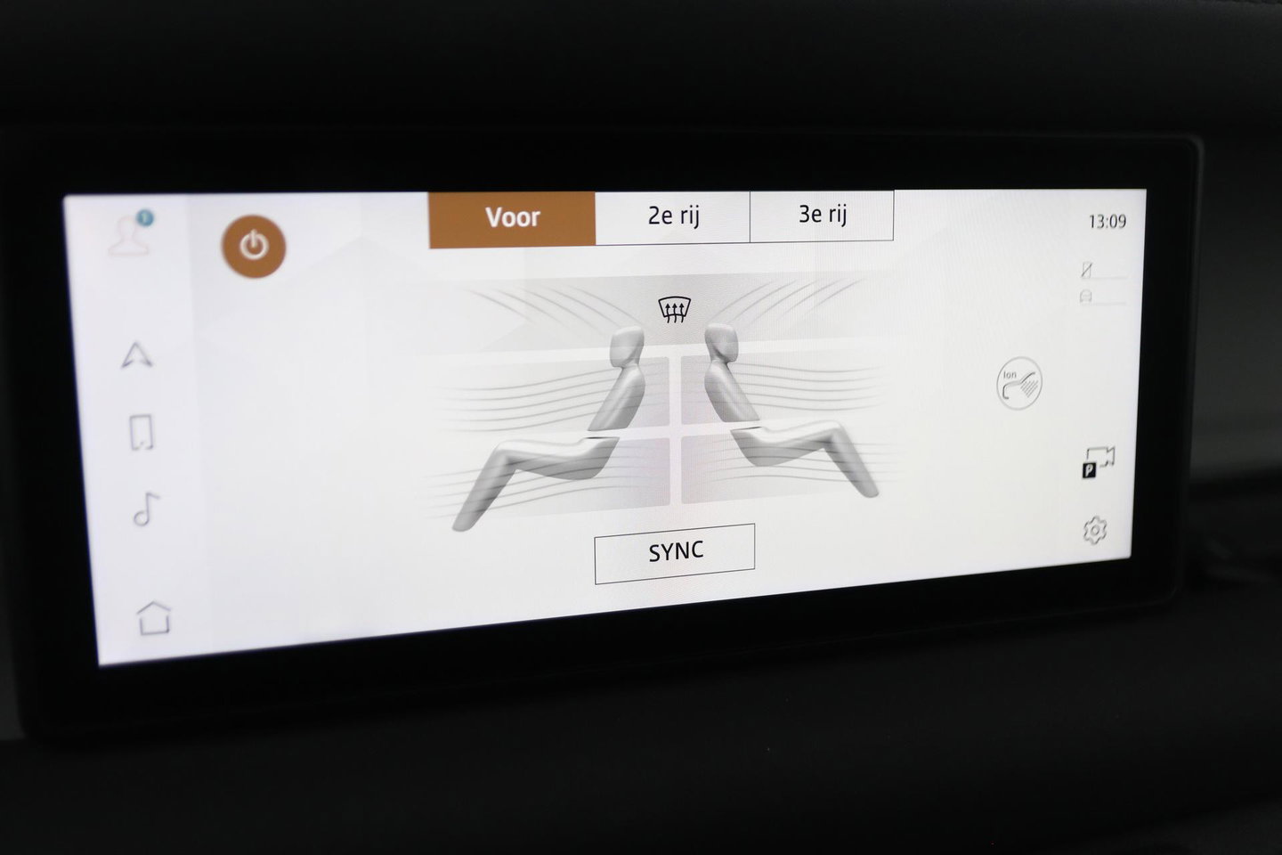 Land Rover Defender D240 110 | COMMERCIAL | Panoramadak | 360° Camera | Stoel+Stuurverwarming