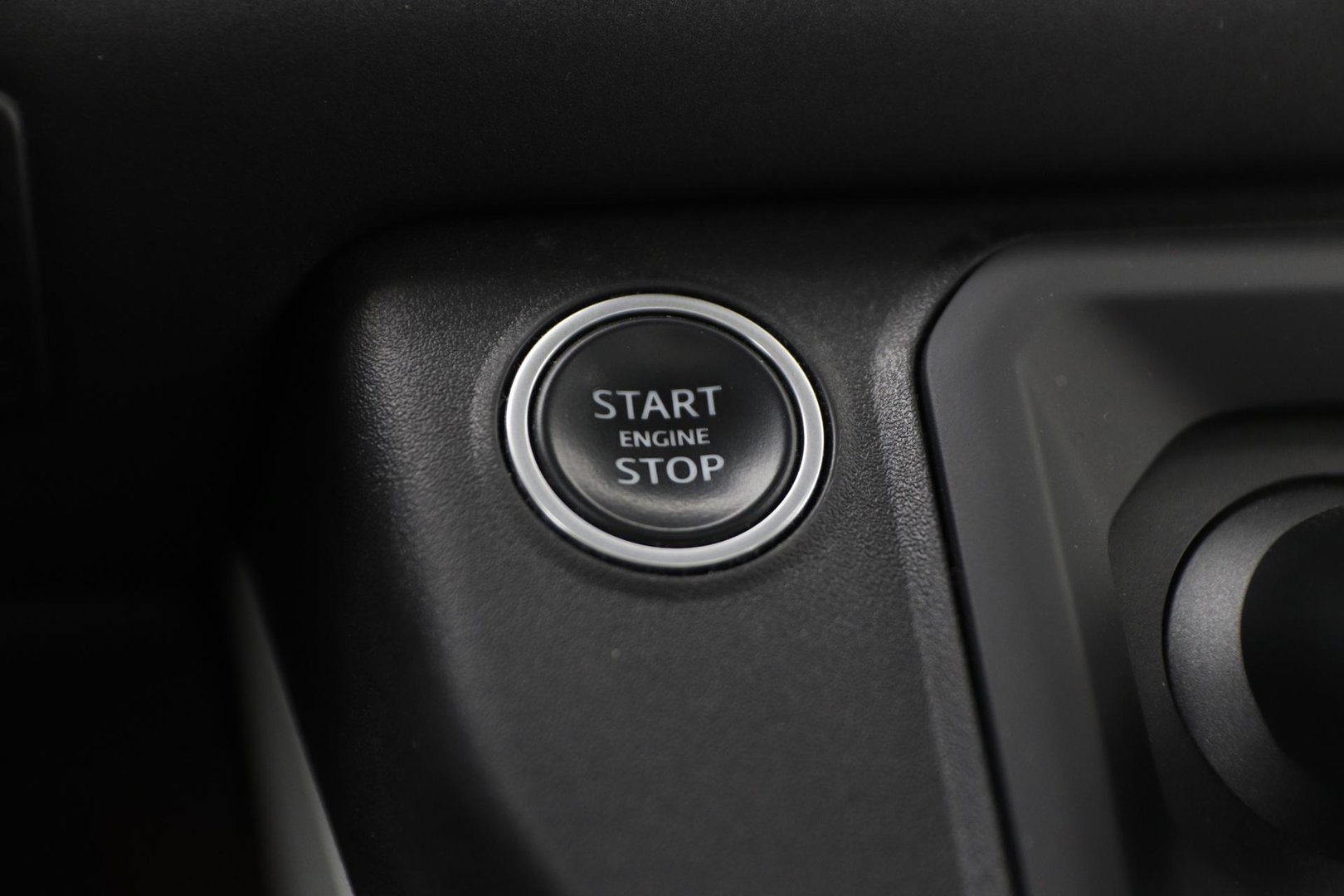 Land Rover Defender D240 110 | COMMERCIAL | Panoramadak | 360° Camera | Stoel+Stuurverwarming