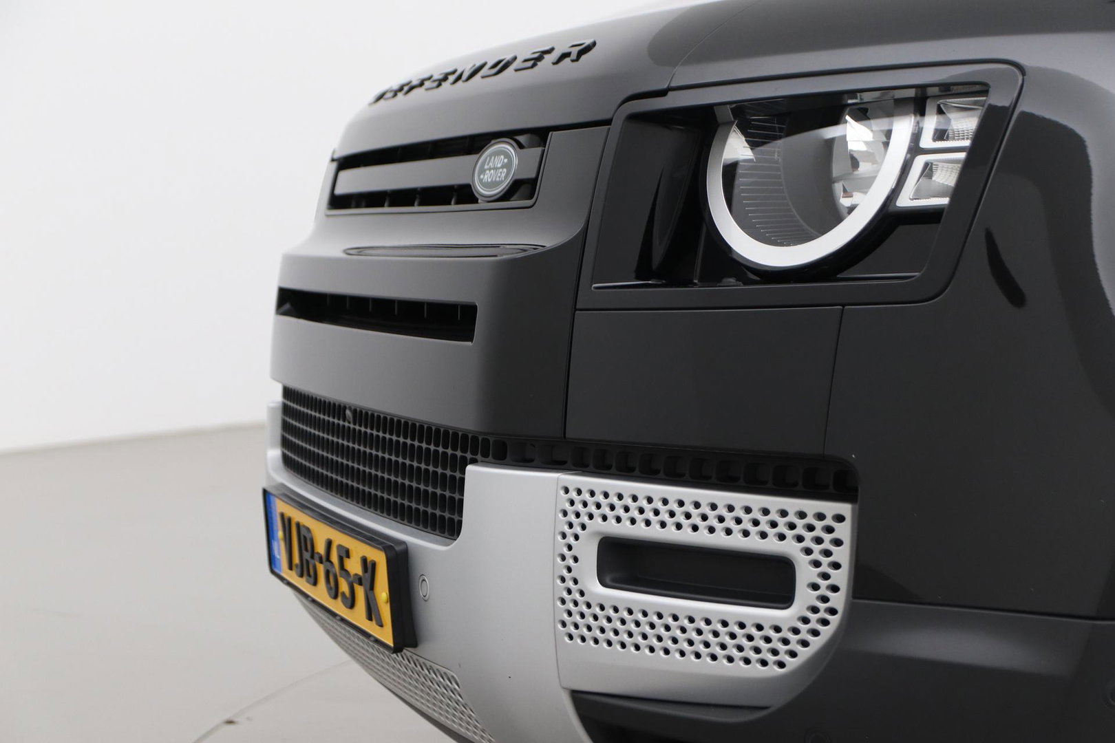 Land Rover Defender D240 110 | COMMERCIAL | Panoramadak | 360° Camera | Stoel+Stuurverwarming
