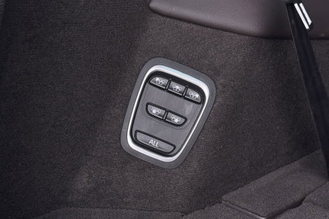 Renault Espace 1.8 TCe Initiale Paris 7p. | Head-Up | Panoramadak | Trekhaak | Massage+Ventilatie | Camera | Stuurverwarming