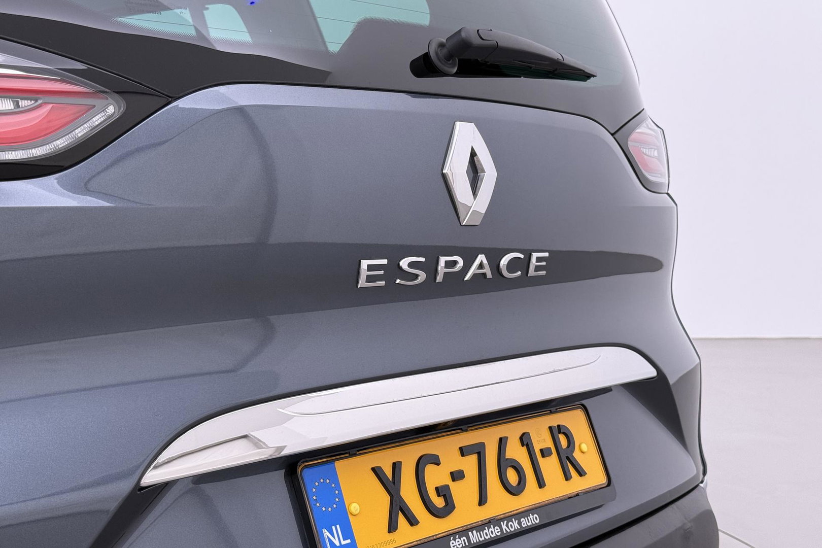 Renault Espace 1.8 TCe Initiale Paris 7p. | Head-Up | Panoramadak | Trekhaak | Massage+Ventilatie | Camera | Stuurverwarming