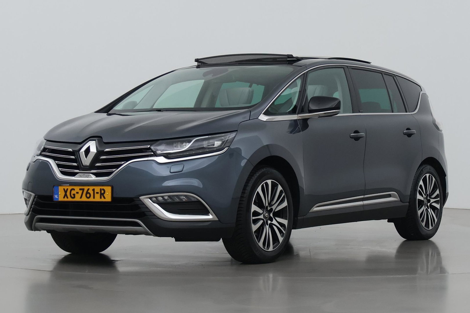 Renault Espace 1.8 TCe Initiale Paris 7p. | Head-Up | Panoramadak | Trekhaak | Massage+Ventilatie | Camera | Stuurverwarming