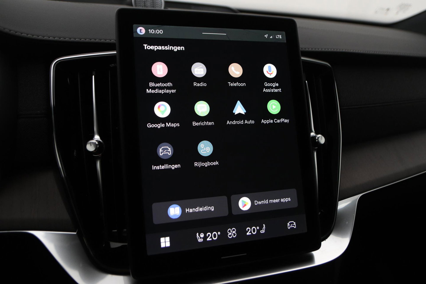 Volvo XC90 T8 Plug-in hybrid Ultra Dark | Luchtvering | Bowers&Wilkins | Trekhaak | Massage+Ventilatie | Head-Up