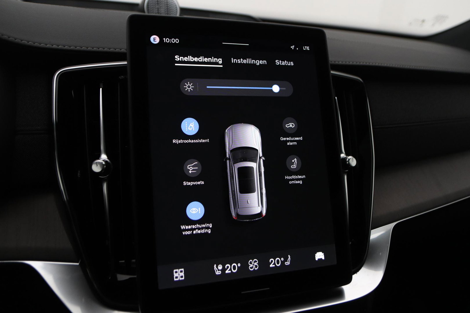 Volvo XC90 T8 Plug-in hybrid Ultra Dark | Luchtvering | Bowers&Wilkins | Trekhaak | Massage+Ventilatie | Head-Up