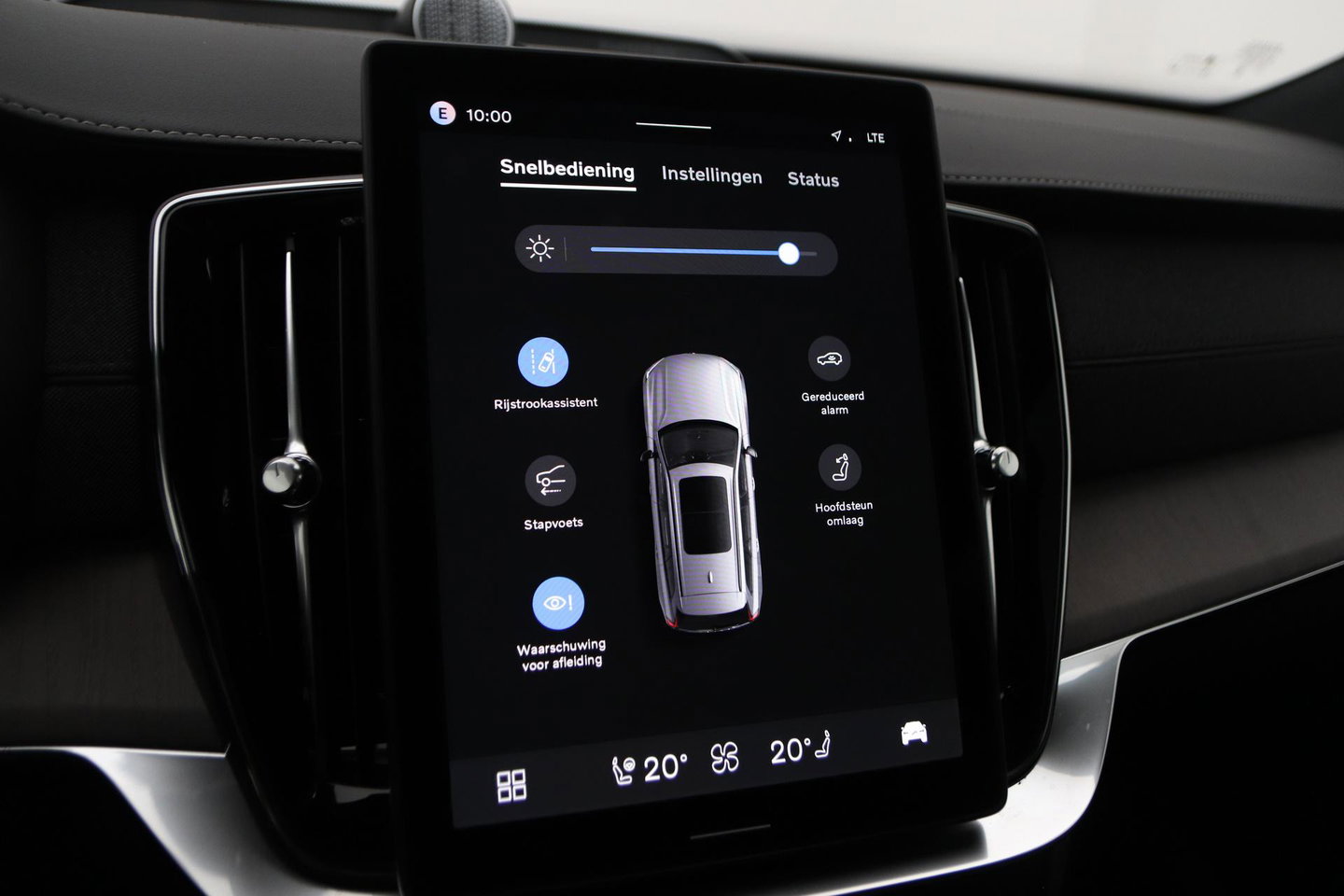 Volvo XC90 T8 Plug-in hybrid Ultra Dark | Luchtvering | Bowers&Wilkins | Trekhaak | Massage+Ventilatie | Head-Up