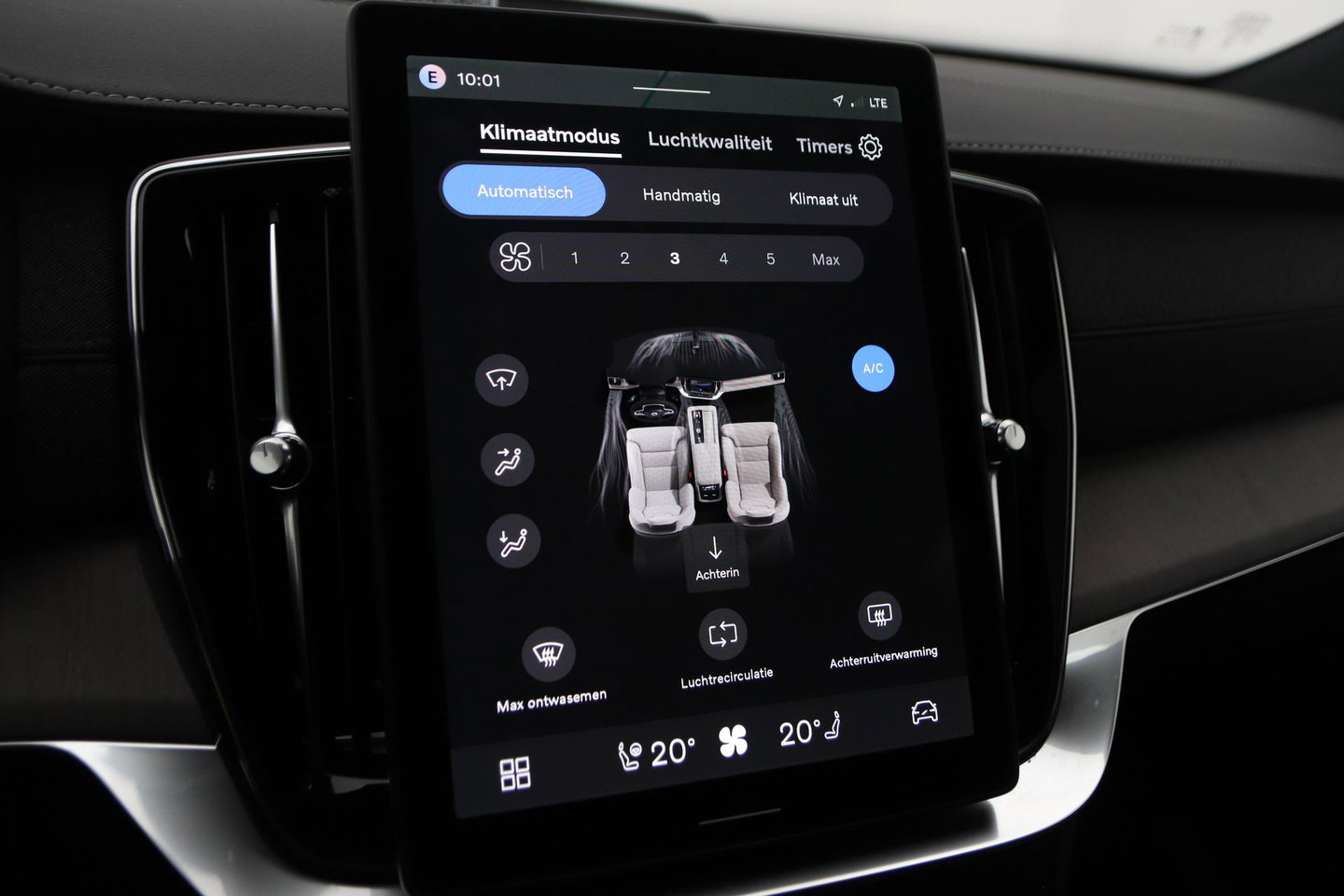 Volvo XC90 T8 Plug-in hybrid Ultra Dark | Luchtvering | Bowers&Wilkins | Trekhaak | Massage+Ventilatie | Head-Up