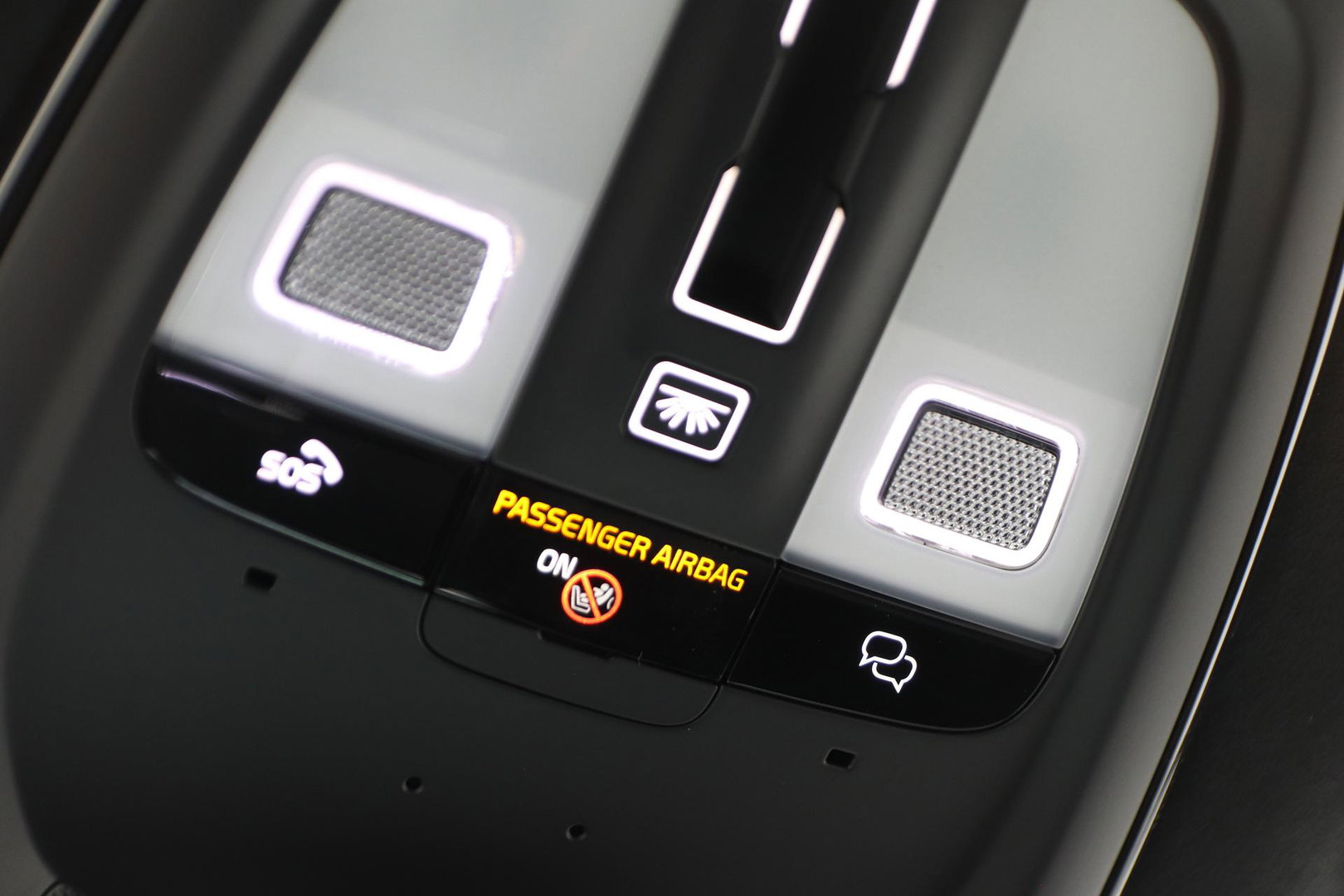 Volvo XC90 T8 Plug-in hybrid Ultra Dark | Luchtvering | Bowers&Wilkins | Trekhaak | Massage+Ventilatie | Head-Up