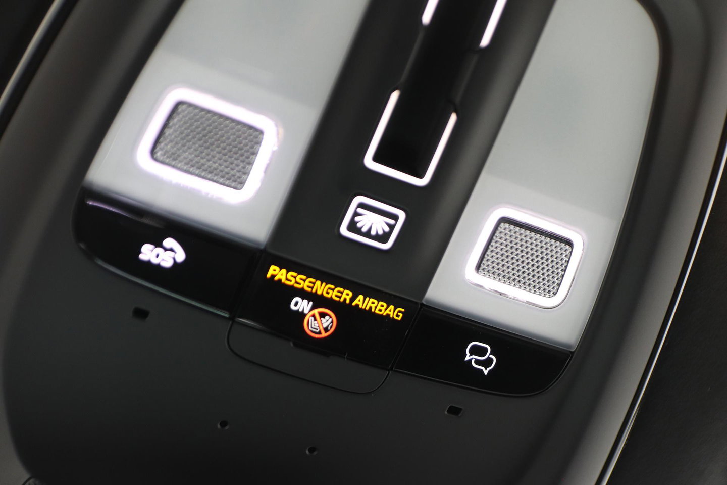 Volvo XC90 T8 Plug-in hybrid Ultra Dark | Luchtvering | Bowers&Wilkins | Trekhaak | Massage+Ventilatie | Head-Up