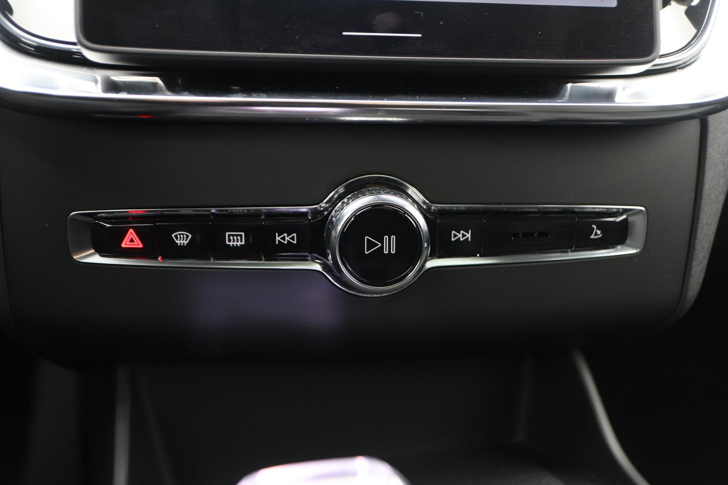 Volvo XC90 T8 Plug-in hybrid Ultra Dark | Luchtvering | Bowers&Wilkins | Trekhaak | Massage+Ventilatie | Head-Up