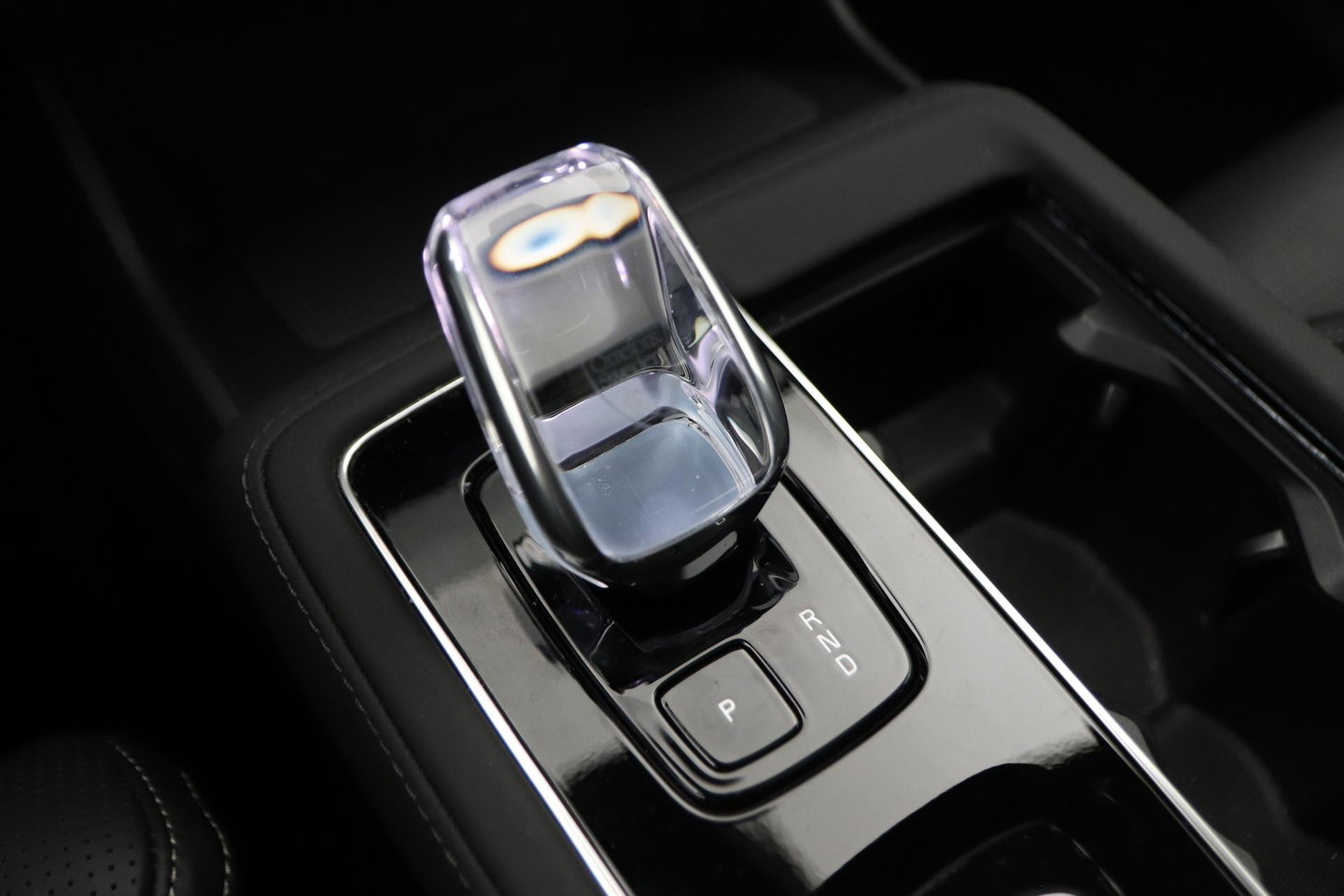 Volvo XC90 T8 Plug-in hybrid Ultra Dark | Luchtvering | Bowers&Wilkins | Trekhaak | Massage+Ventilatie | Head-Up