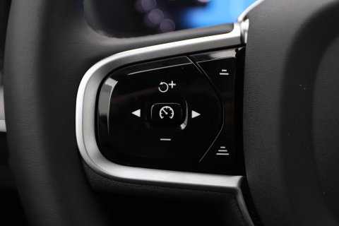 Volvo XC90 T8 Plug-in hybrid Ultra Dark | Luchtvering | Bowers&Wilkins | Trekhaak | Massage+Ventilatie | Head-Up