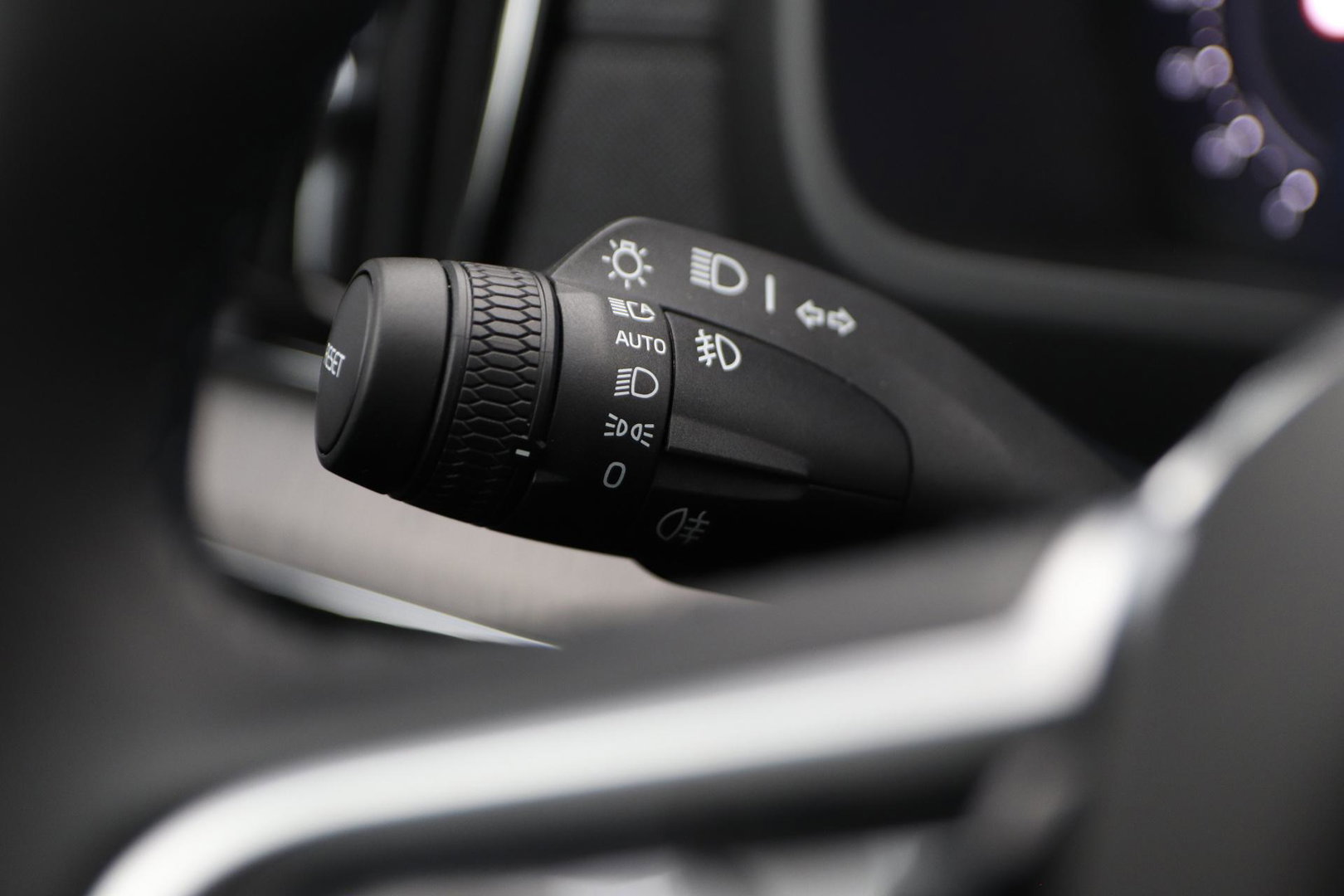 Volvo XC90 T8 Plug-in hybrid Ultra Dark | Luchtvering | Bowers&Wilkins | Trekhaak | Massage+Ventilatie | Head-Up