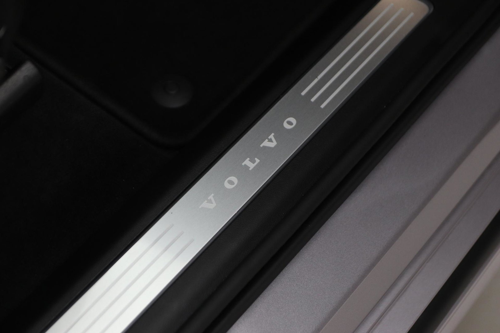 Volvo XC90 T8 Plug-in hybrid Ultra Dark | Luchtvering | Bowers&Wilkins | Trekhaak | Massage+Ventilatie | Head-Up
