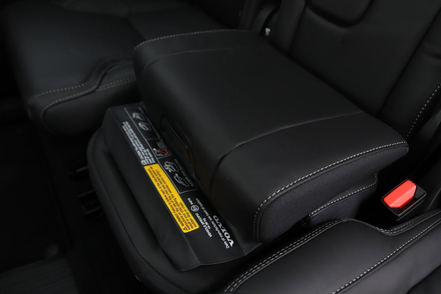 Volvo XC90 T8 Plug-in hybrid Ultra Dark | Luchtvering | Bowers&Wilkins | Trekhaak | Massage+Ventilatie | Head-Up