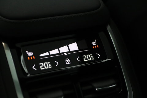 Volvo XC90 T8 Plug-in hybrid Ultra Dark | Luchtvering | Bowers&Wilkins | Trekhaak | Massage+Ventilatie | Head-Up