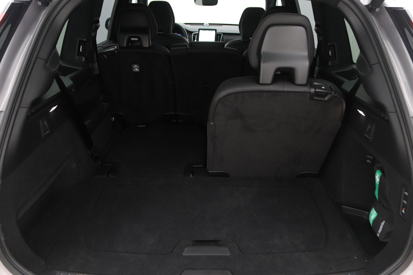 Volvo XC90 T8 Plug-in hybrid Ultra Dark | Luchtvering | Bowers&Wilkins | Trekhaak | Massage+Ventilatie | Head-Up