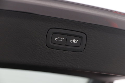 Volvo XC90 T8 Plug-in hybrid Ultra Dark | Luchtvering | Bowers&Wilkins | Trekhaak | Massage+Ventilatie | Head-Up