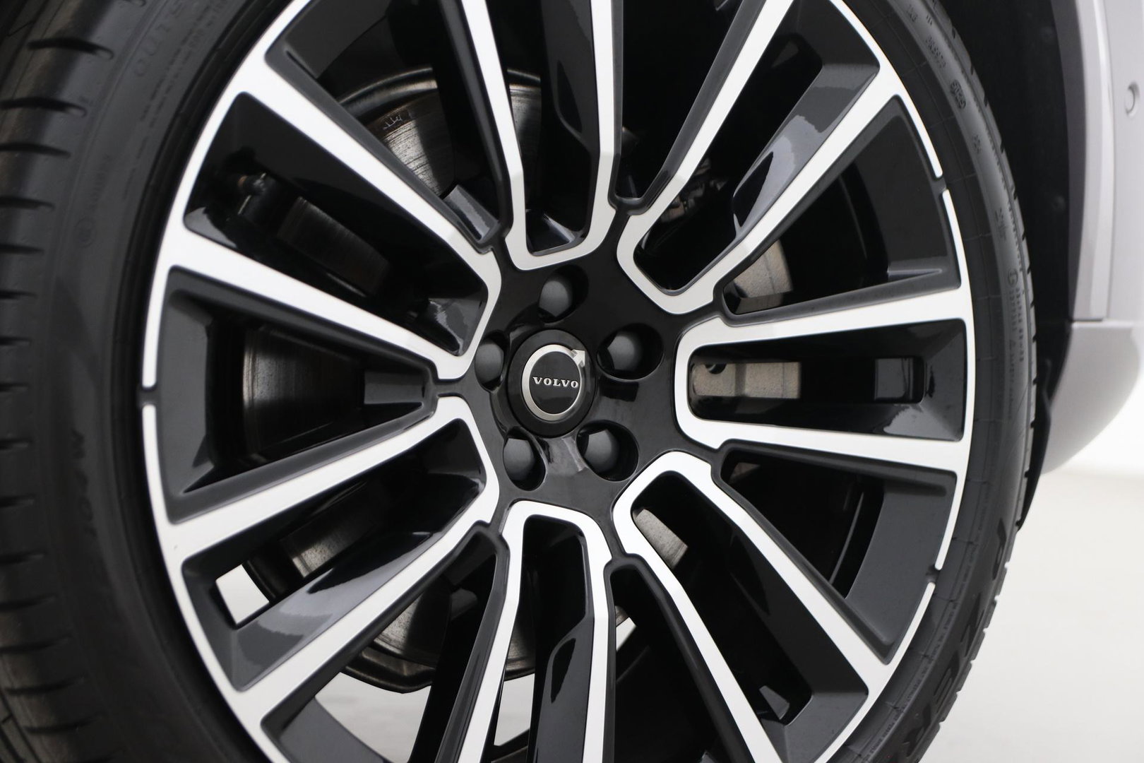 Volvo XC90 T8 Plug-in hybrid Ultra Dark | Luchtvering | Bowers&Wilkins | Trekhaak | Massage+Ventilatie | Head-Up