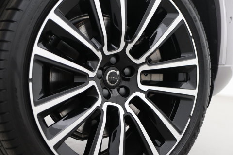 Volvo XC90 T8 Plug-in hybrid Ultra Dark | Luchtvering | Bowers&Wilkins | Trekhaak | Massage+Ventilatie | Head-Up