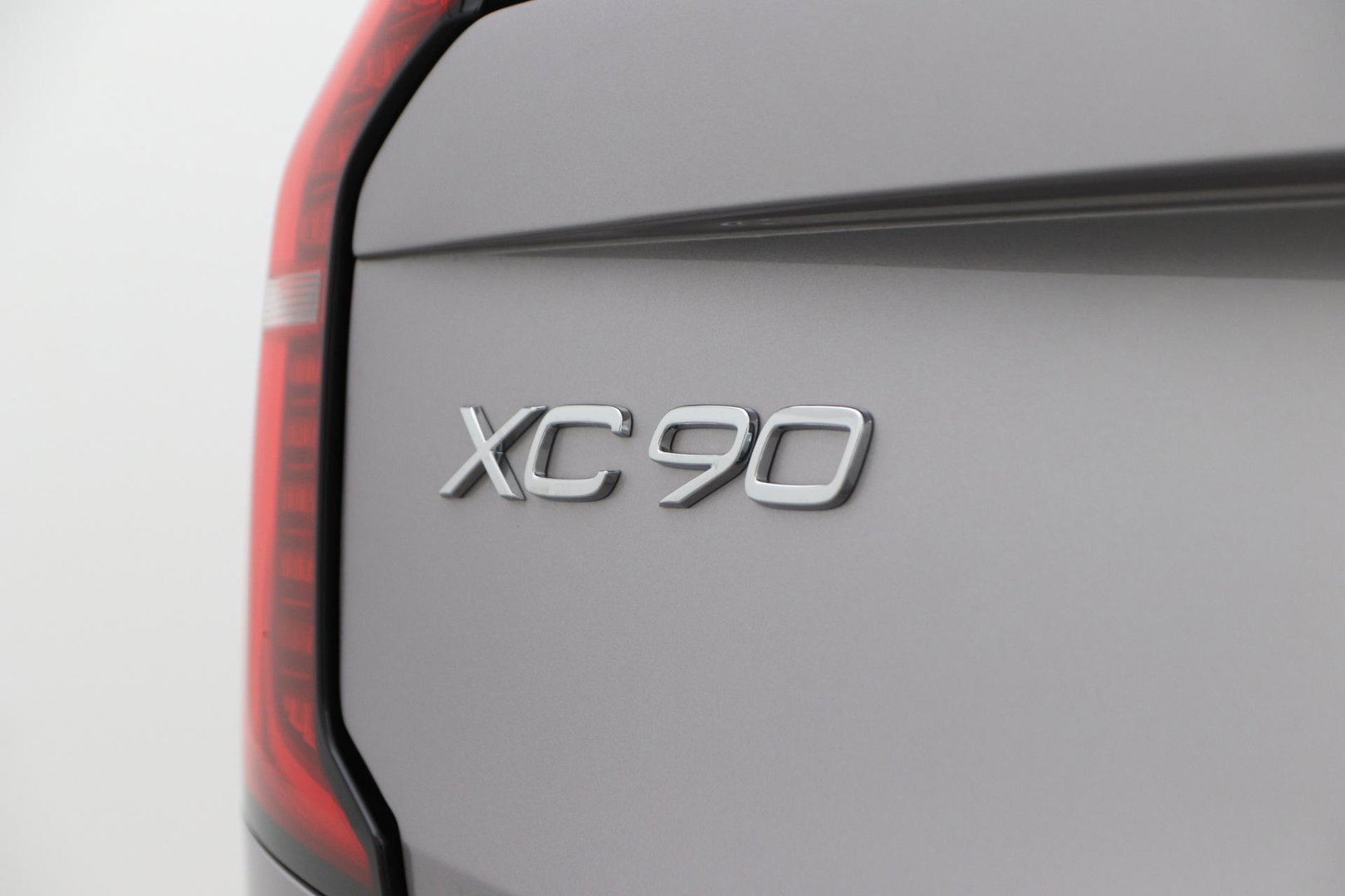 Volvo XC90 T8 Plug-in hybrid Ultra Dark | Luchtvering | Bowers&Wilkins | Trekhaak | Massage+Ventilatie | Head-Up