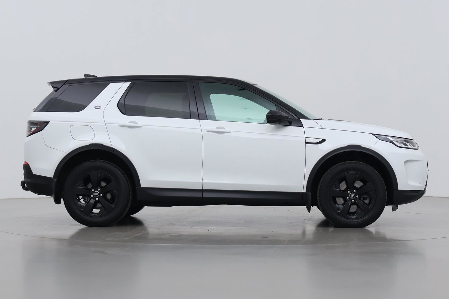 Land Rover Discovery Sport P200 R-Dynamic | Trekhaak | Camera | Getint Glas | Apple Carplay