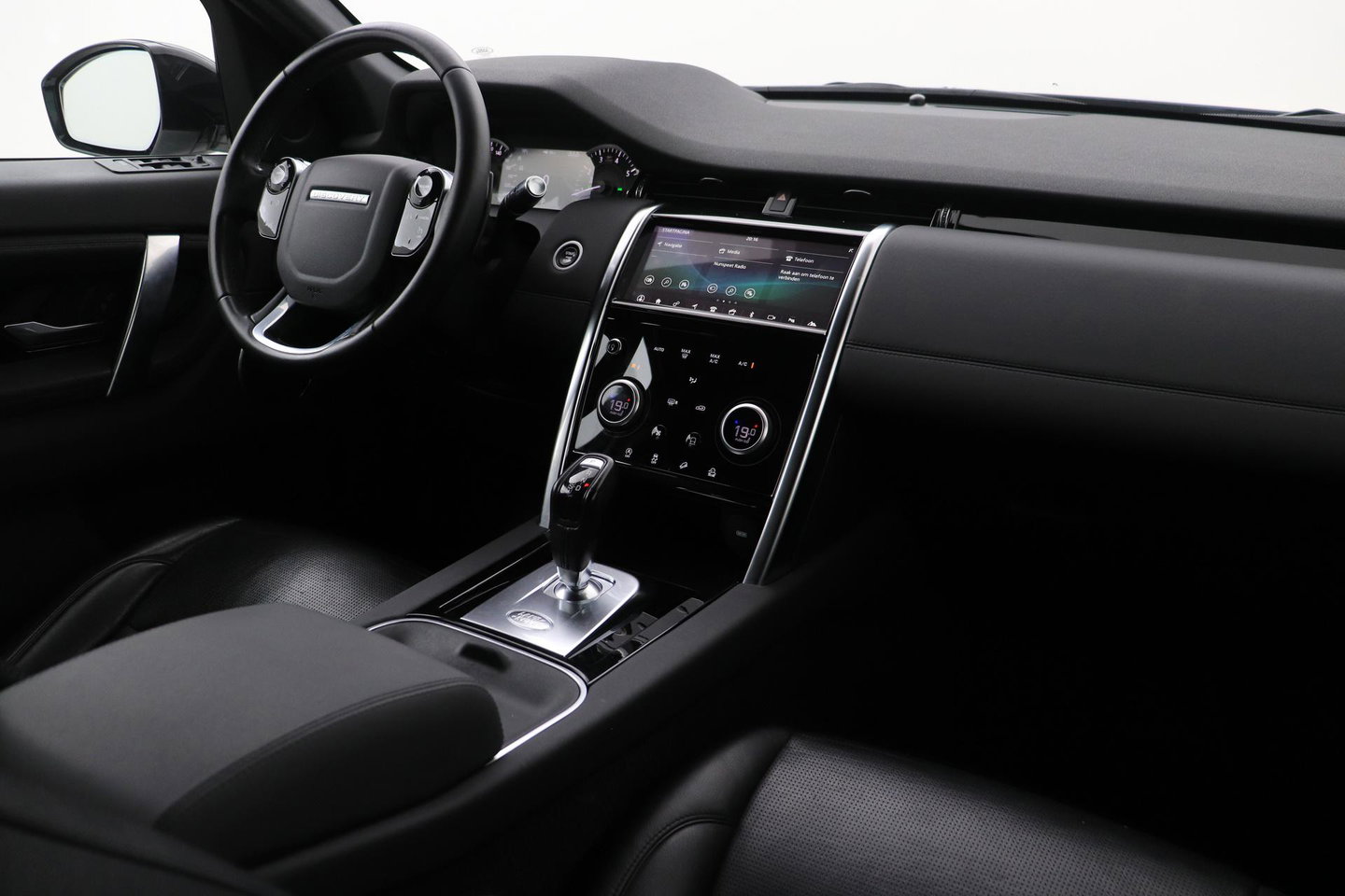 Land Rover Discovery Sport P200 R-Dynamic | Trekhaak | Camera | Getint Glas | Apple Carplay